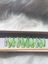 Load image into Gallery viewer, Jade | Press On Nails | Thee Finesse Queen